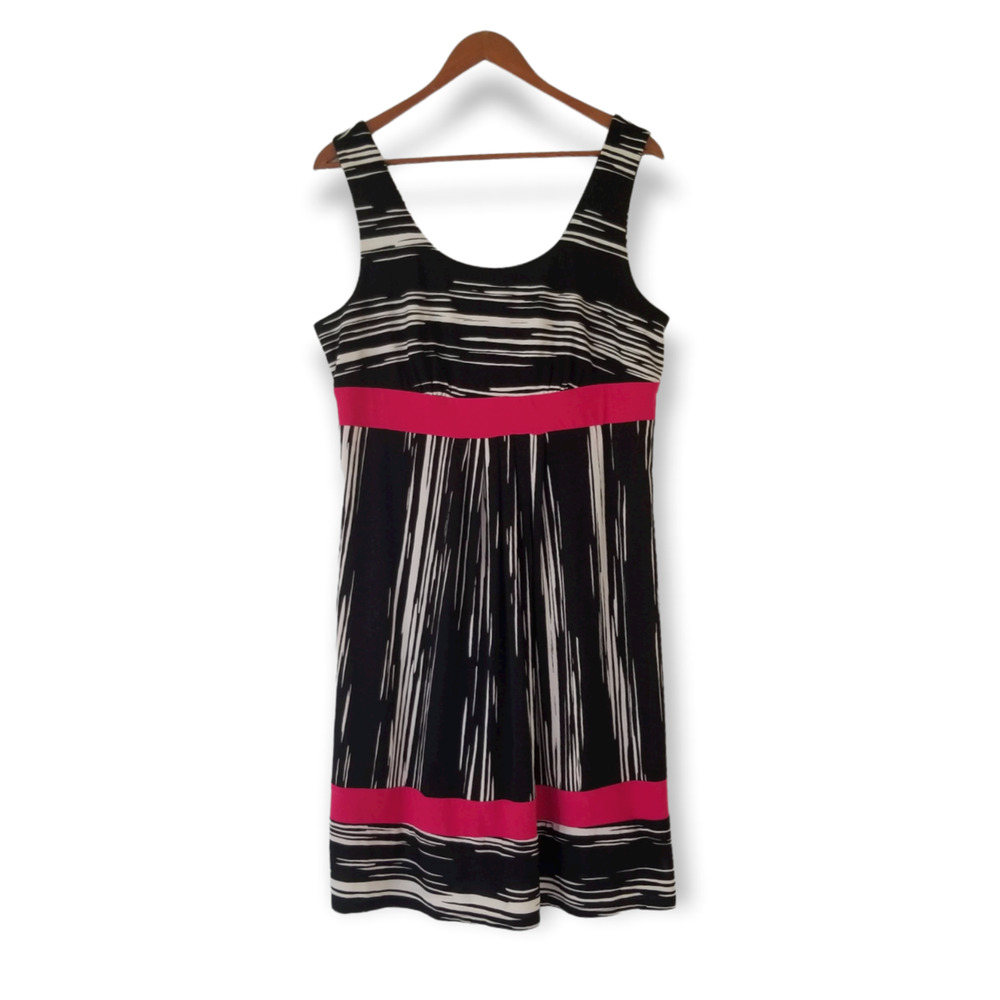 Fashion Bug empire sleeveless dress, Zipper back - Size L